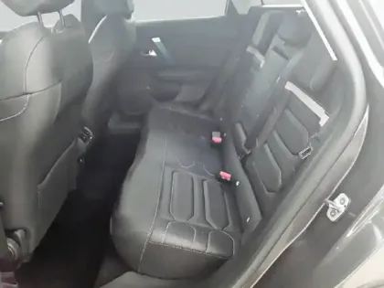 Photo 11 Citroën C4 e- 136 ch Automatique