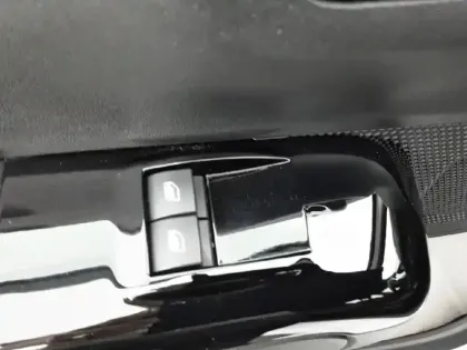 Photo 17 Citroën C3  PureTech 83 S&S BVM5