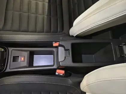 Photo 17 Citroën C3 Aircross e- 113 autonomie confort