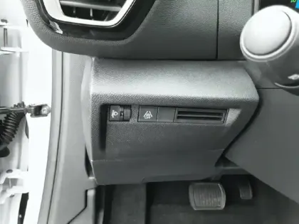 Photo 40 Citroën C4  BlueHDi 130 EAT8