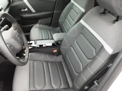 Photo 10 Citroën C4  BlueHDi 130 EAT8