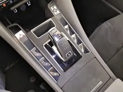 Photo 16 DS DS 9  Hybride E-Tense 225