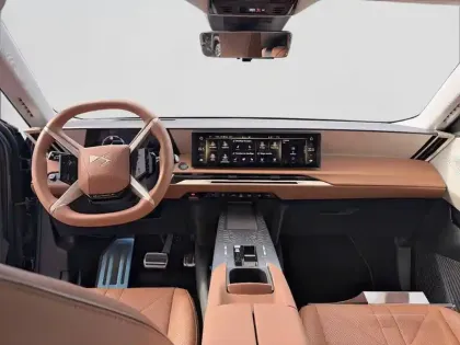 Photo 7 DS DS 8 DS N°8 245 ch FWD Long Range