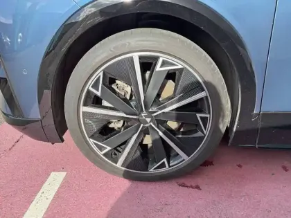 Photo 12 DS DS 8 DS N°8 245 ch FWD Long Range