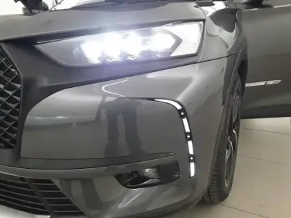 Photo 55 DS DS 7 DS7 Crossback Hybride E-Tense 225 EAT8