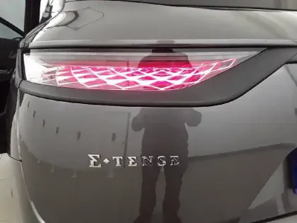 Photo 56 DS DS 7 DS7 Crossback Hybride E-Tense 225 EAT8