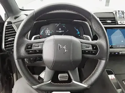 Photo 8 DS Ds 7 DS7 Crossback Hybride E-Tense 225 EAT8