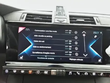 Photo 28 DS Ds 7 DS7 Crossback Hybride E-Tense 300 EAT8 4x4