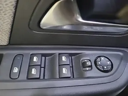 Photo 60 Citroën C4 Gén. III Ph1 Feel Pack 5