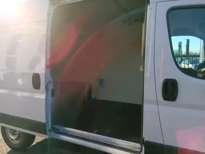 Photo 11 Citroën Jumper  FOURGON TOLE 35 L2H2 140 S&S BVA8