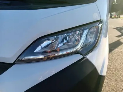 Photo 15 Citroën Jumper  FOURGON TOLE 35 L2H2 140 S&S BVA8