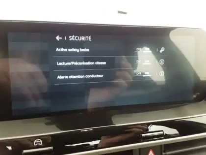 Photo 15 Citroën C4  PureTech 100 BVM6