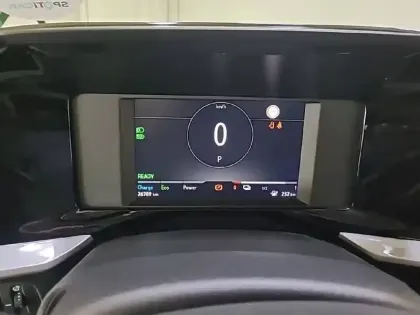 Photo 41 Opel Mokka  Electrique 136 ch & Batterie 50 kWh