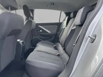 Photo 11 Opel Astra  1.2 Turbo 130 ch BVA8