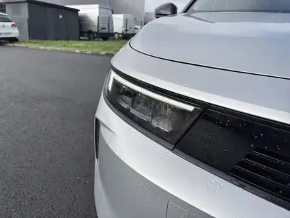 Photo 15 Opel Astra  1.2 Turbo 130 ch BVA8