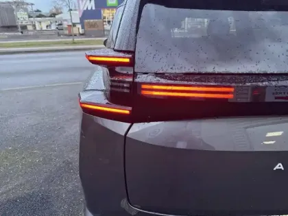 Photo 16 Citroën C5 aircross  Hybride 145 e-DCS6