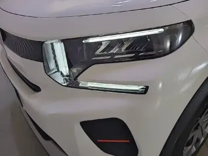 Photo 15 Citroën C3  Turbo 100 ch BVM6