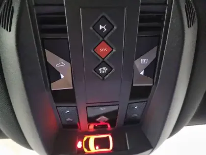 Photo 26 DS Ds 7 DS7 Crossback Hybride E-Tense 300 EAT8 4x4