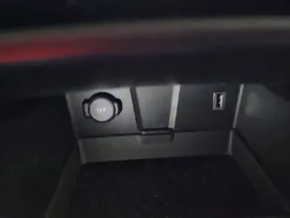 Photo 24 DS Ds 7 DS7 Crossback Hybride E-Tense 300 EAT8 4x4