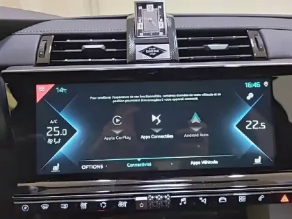 Photo 23 DS Ds 7 DS7 Crossback Hybride E-Tense 300 EAT8 4x4