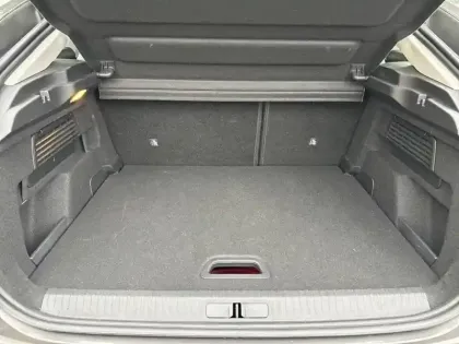 Photo 5 Citroën C4 e- 136 ch autonomie standard  Automatique