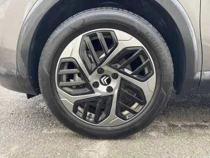 Photo 12 Citroën C4 e- 136 ch autonomie standard  Automatique