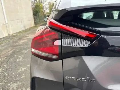 Photo 16 Citroën C4 e- 136 ch autonomie standard  Automatique