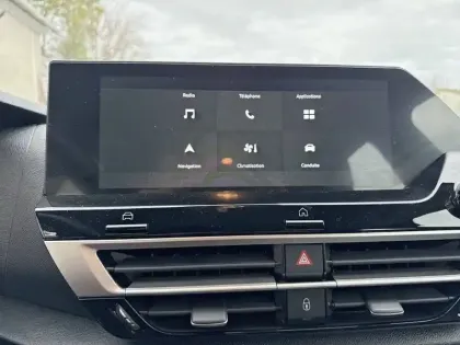 Photo 19 Citroën C4 e- 136 ch autonomie standard  Automatique