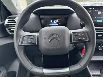 Photo 8 Citroën C4 e- 136 ch autonomie standard  Automatique