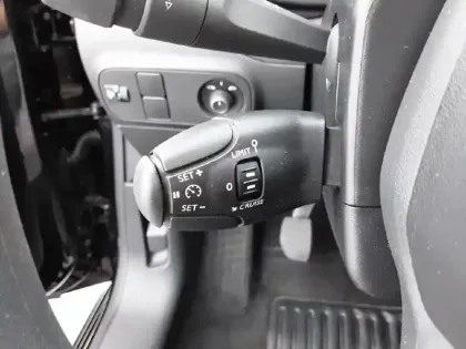 Photo 80 Citroën C3  BlueHDi 100 BVM6