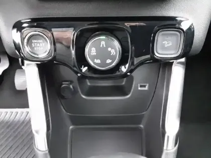 Photo 24 Citroën C3 Aircross  PureTech 110 S&S BVM6