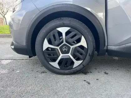 Photo 12 Citroën C4  Hybride 145 e-DCS6