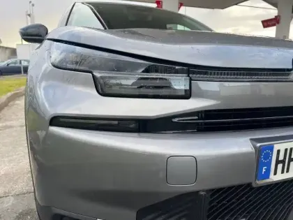 Photo 15 Citroën C4  Hybride 145 e-DCS6