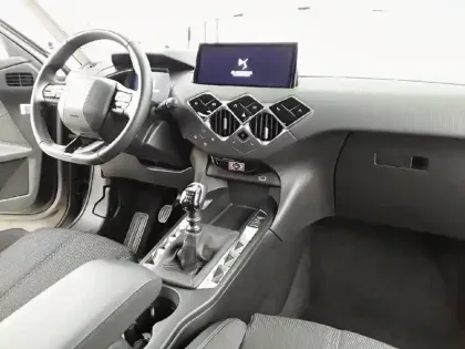 Photo 27 DS DS 3  PureTech 100 BVM6