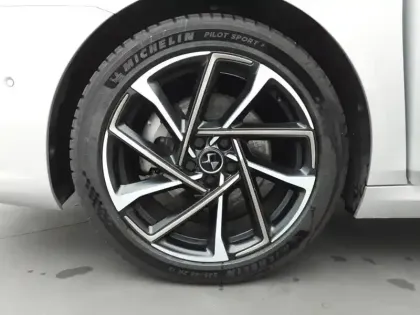Photo 58 DS DS 9  Hybride E-Tense 225