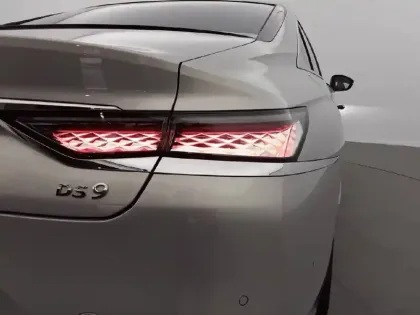 Photo 62 DS DS 9  Hybride E-Tense 225