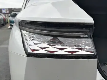 Photo 33 DS DS 4  Hybride E-Tense 225 EAT8