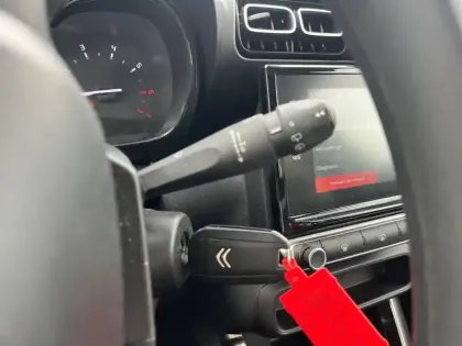 Photo 19 Citroën C3 Aircross  PureTech 110 S&S BVM6