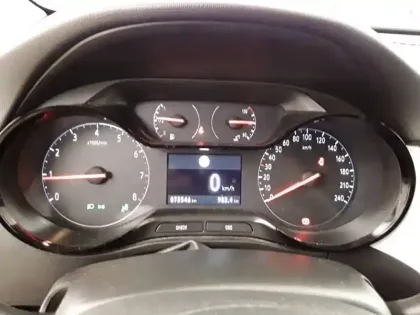 Photo 9 Opel Crossland X  1.2 Turbo 110 ch