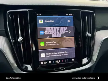 Photo 26 Volvo V60  B4 197 ch DCT7