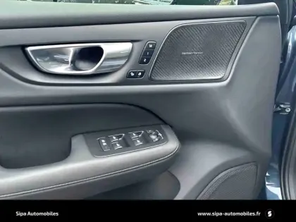 Photo 21 Volvo V60  B4 197 ch DCT7