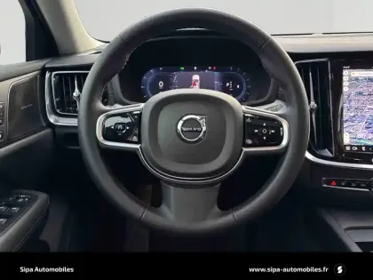 Photo 9 Volvo V60  B4 197 ch DCT7