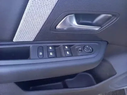 Photo 20 Citroën C4  PureTech 130 S&S BVM6