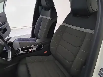 Photo 32 Citroën C4  PureTech 130 S&S BVM6