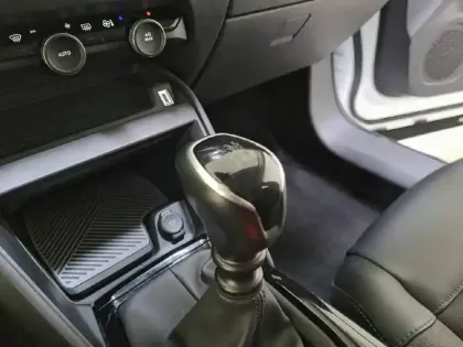 Photo 35 Citroën C4  PureTech 130 S&S BVM6