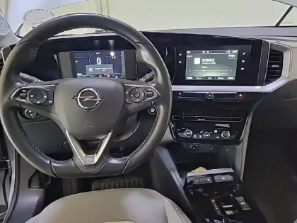Photo 7 Opel Mokka  Electrique 136 ch & Batterie 50 kWh