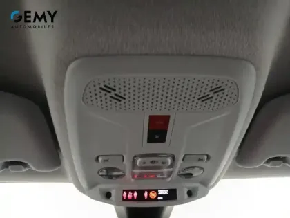 Photo 16 Peugeot 208  PureTech 100 S&S BVM6