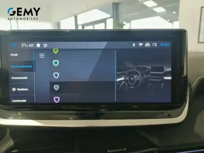 Photo 15 Peugeot 208  Hybrid 100 e-DCS6