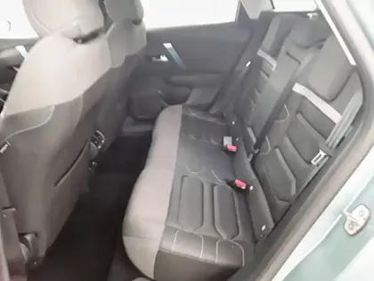 Photo 11 Citroën C4 e- 136 ch Automatique