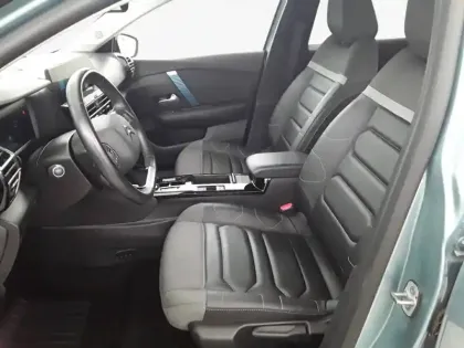 Photo 10 Citroën C4 e- 136 ch Automatique